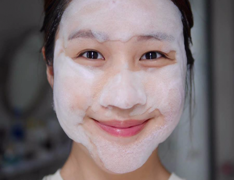 Detox BlanC trị mụn trắng da mặt có thực sự tốt không? Review công dụng sản phẩm chính hãng